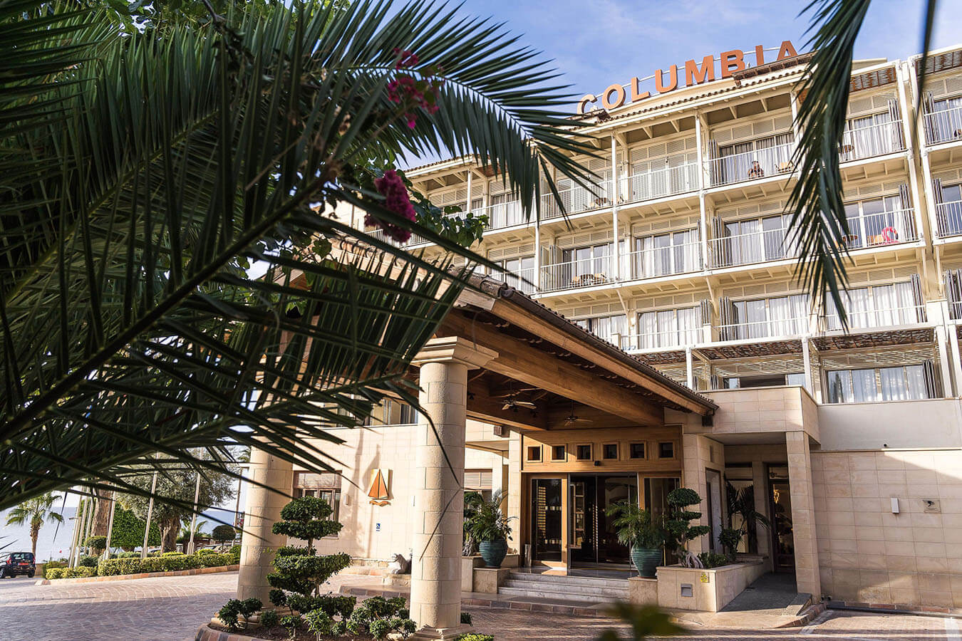 Columbia Beach Resort