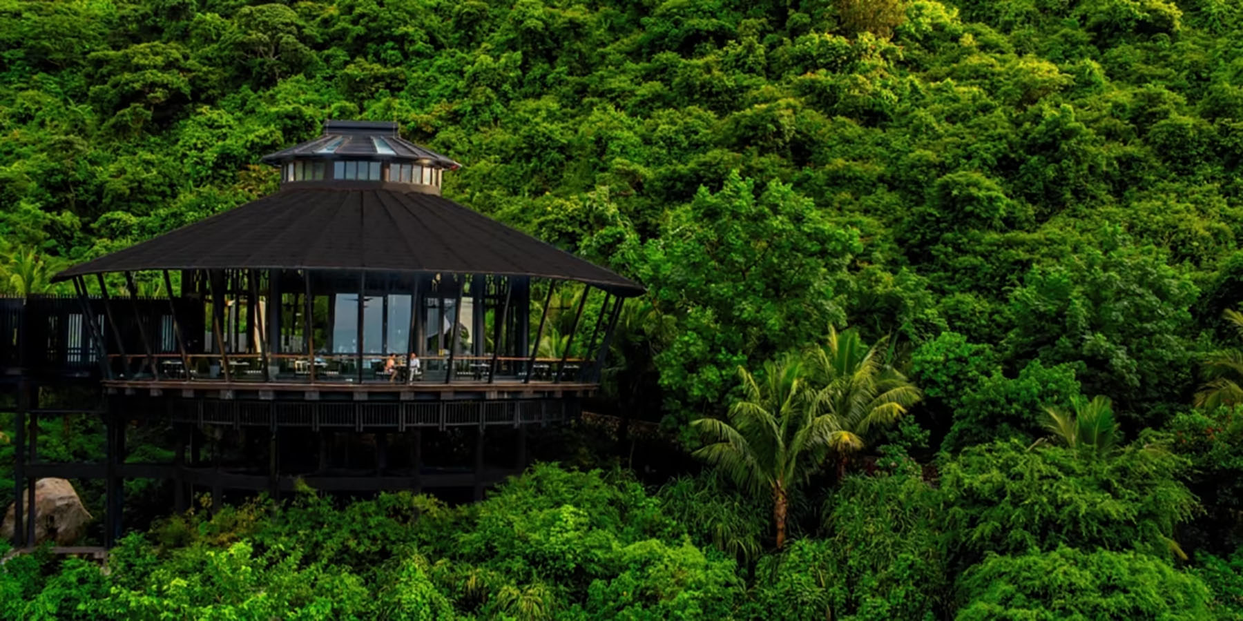 interconti-danang-02