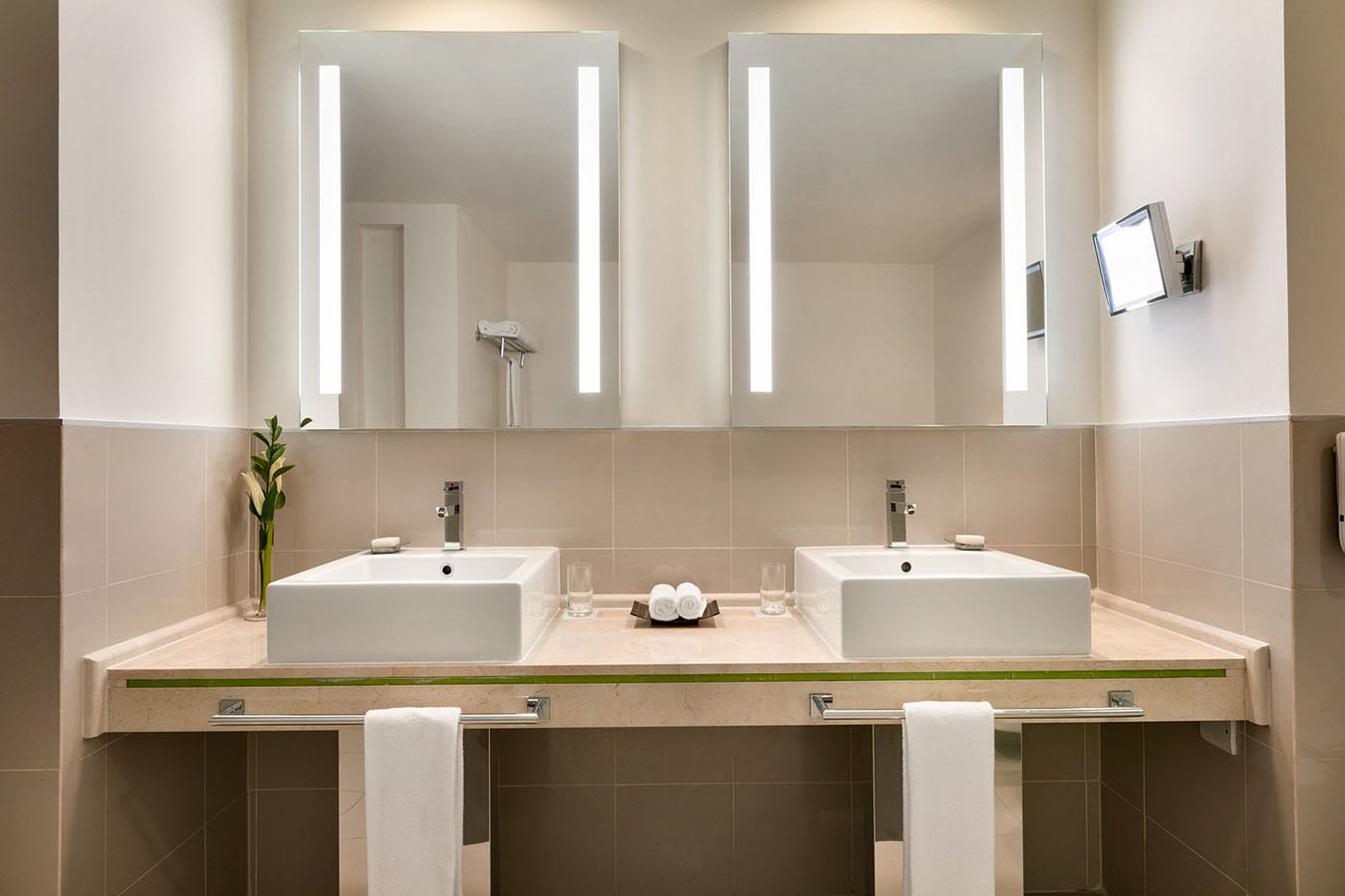 traders-abu_dhabi-04