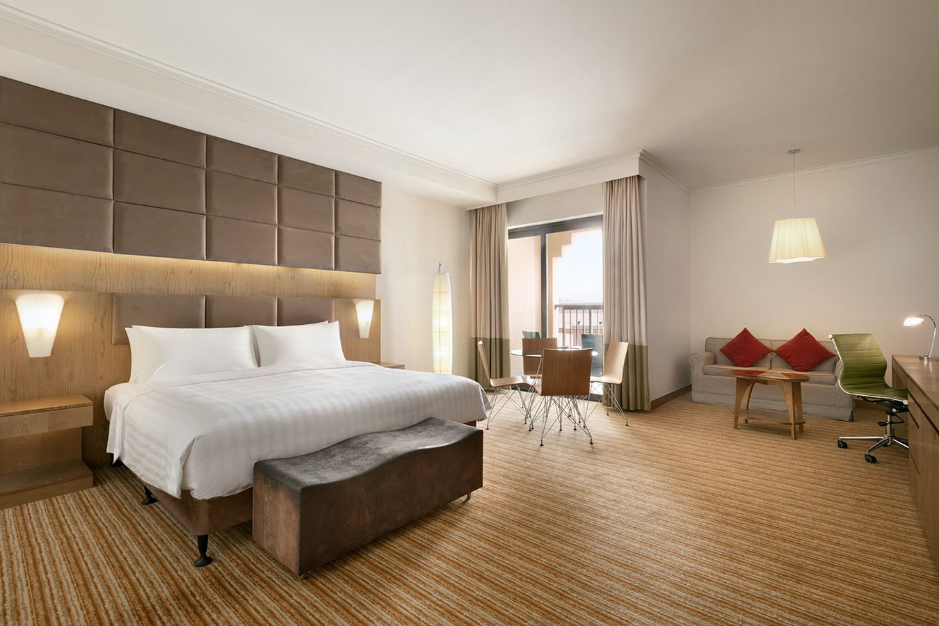 traders-abu_dhabi-06