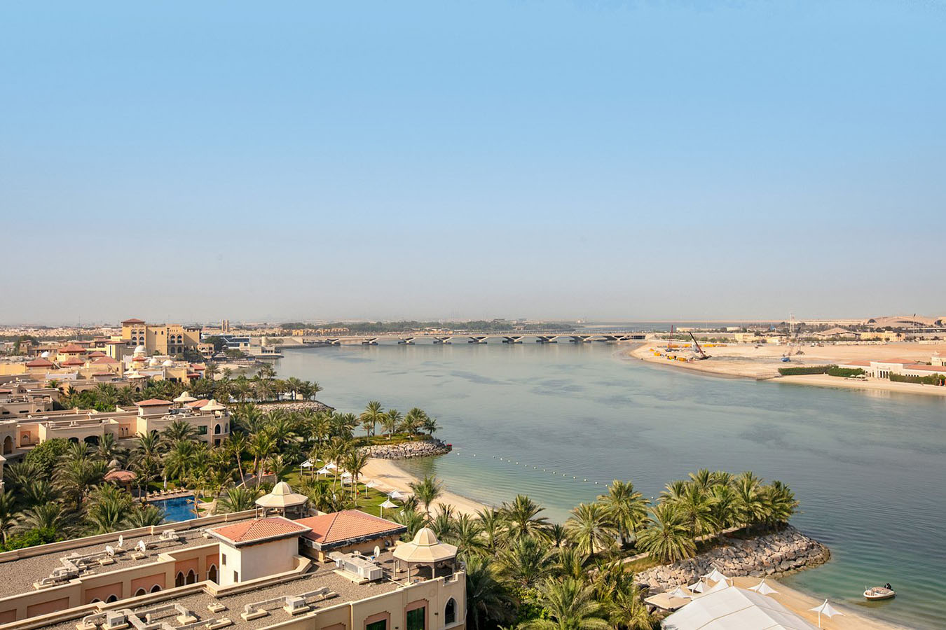 traders-abu_dhabi-13